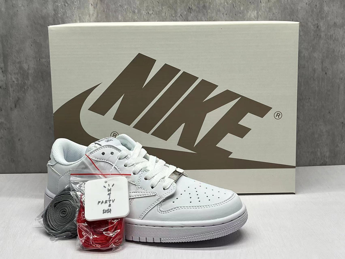 Travis Scott x Air Jordan 1 Low OG SP All White