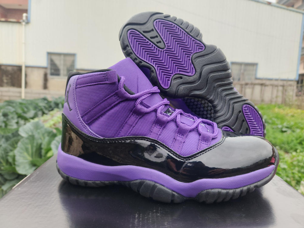 Air Jordan 11 Retro Black & Purple Sneakers