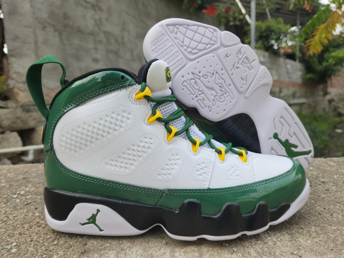 Air Jordan 9 White & Green Sneakers