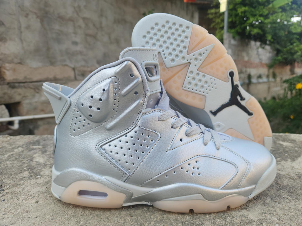 Air Jordan 6 All Silver Sneakers