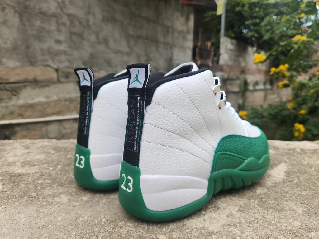 Air Jordan 12 Retro Summit White & Gorge Green CT8013-103