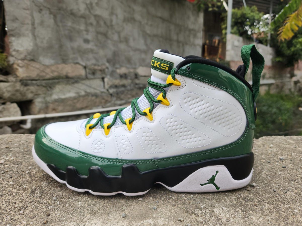 Air Jordan 9 White & Green Sneakers