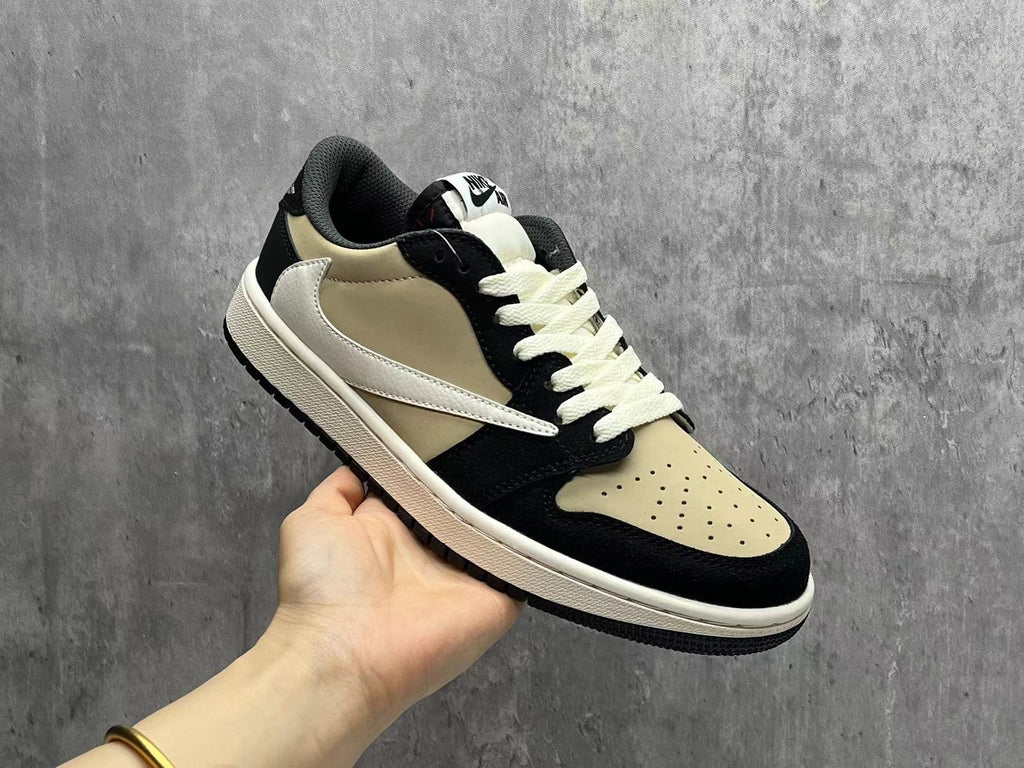 Travis Scott x Air Jordan 1 Low OG SP Beige & Black Reverse Swoosh