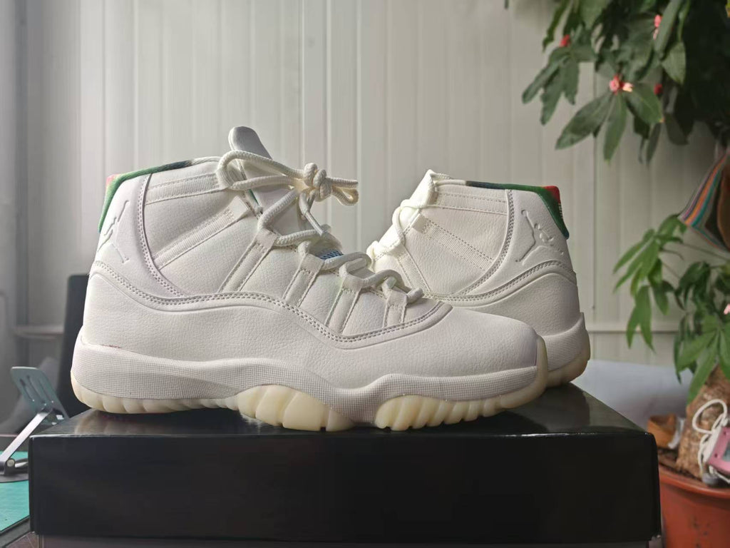 Air Jordan 11 Retro Sail & Sport Royal IO8959-133