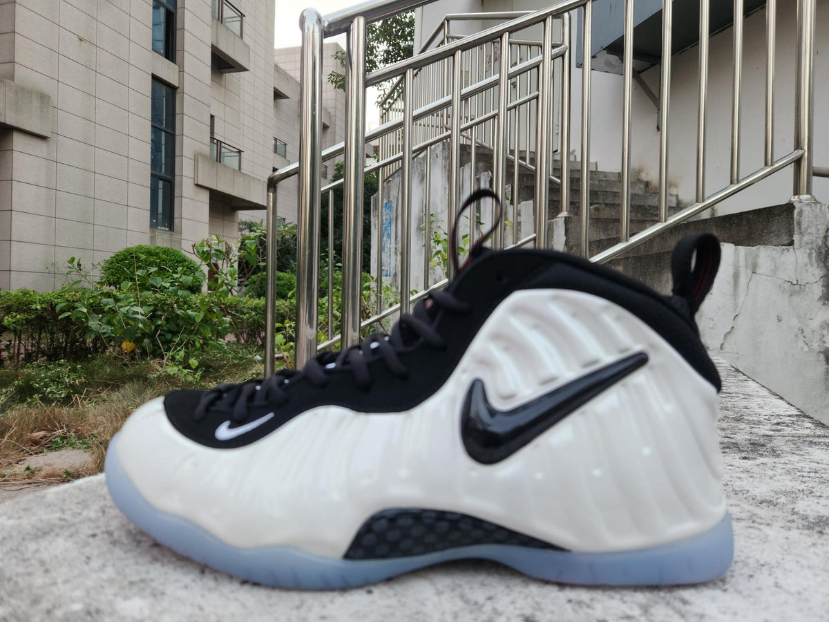 Nike Air Max Penny 1 Men's Black White & Blue Sneakers