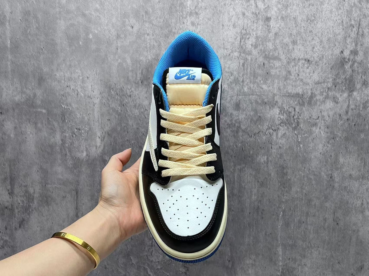 Travis Scott x Fragment x Air Jordan 1 Low OG SP Lightning