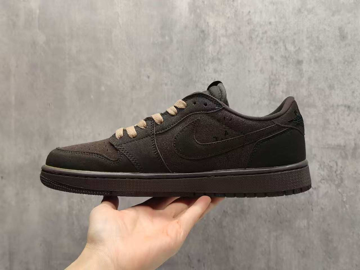 Travis Scott x Air Jordan 1 Low OG SP Dark Brown 9.0