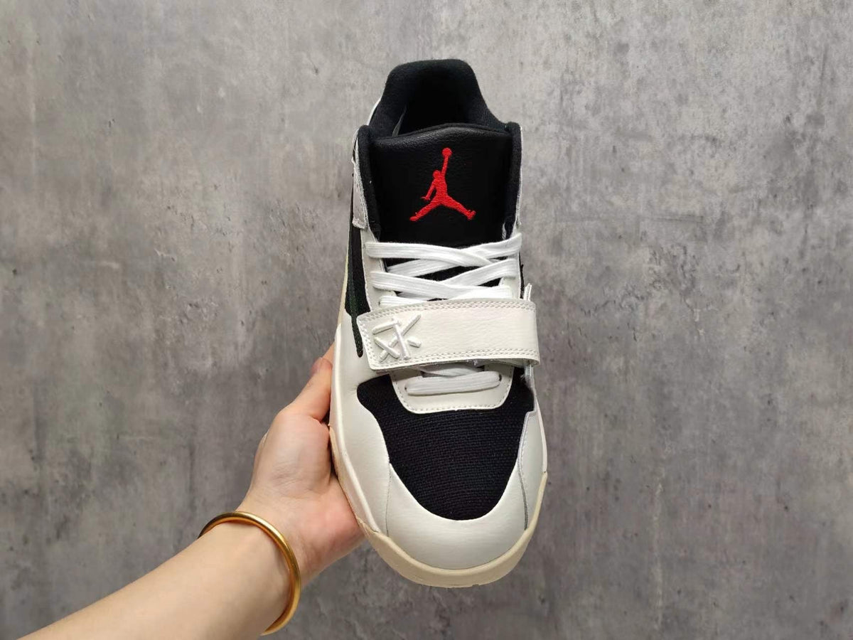Travis Scott x Air Jordan 1 Low White Green & Black Sneakers