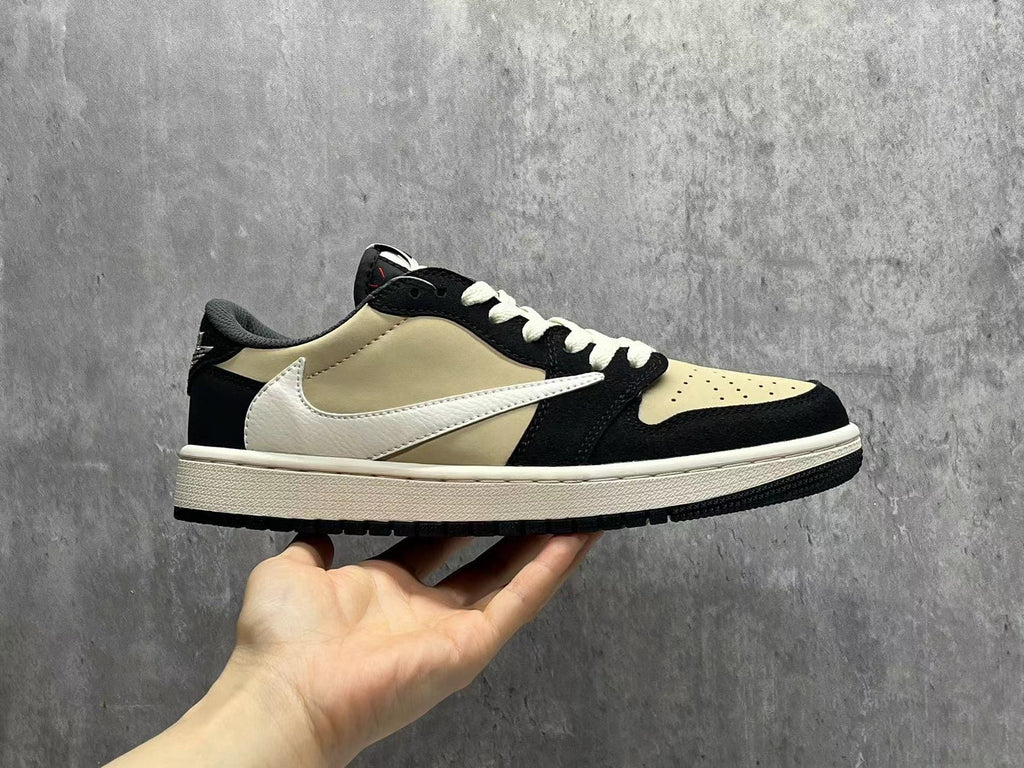 Travis Scott x Air Jordan 1 Low OG SP Beige & Black