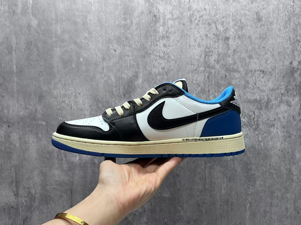 Travis Scott x Fragment x Air Jordan 1 Low OG SP Lightning
