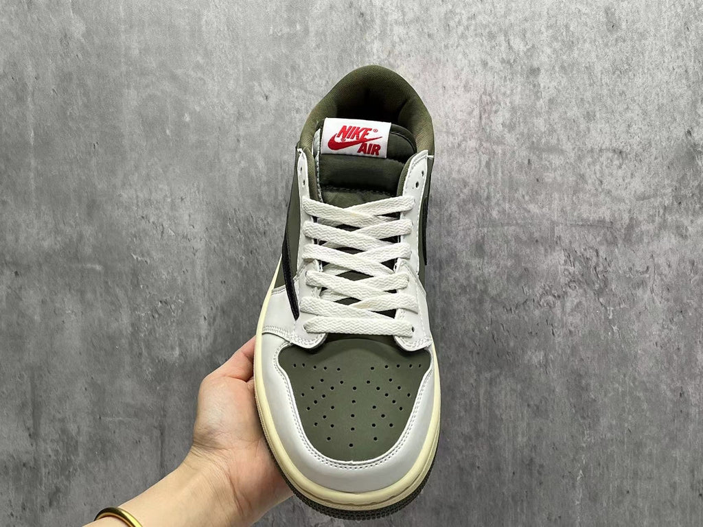 Travis Scott x Air Jordan 1 Low OG SP Beige & Olive